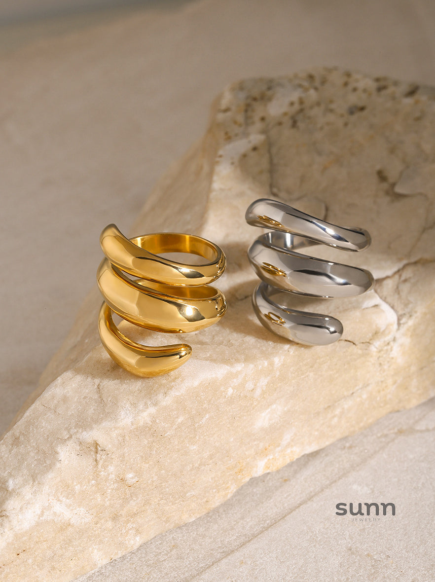 Laurynn Fluid Triple Band Ring [U98GQHP1]