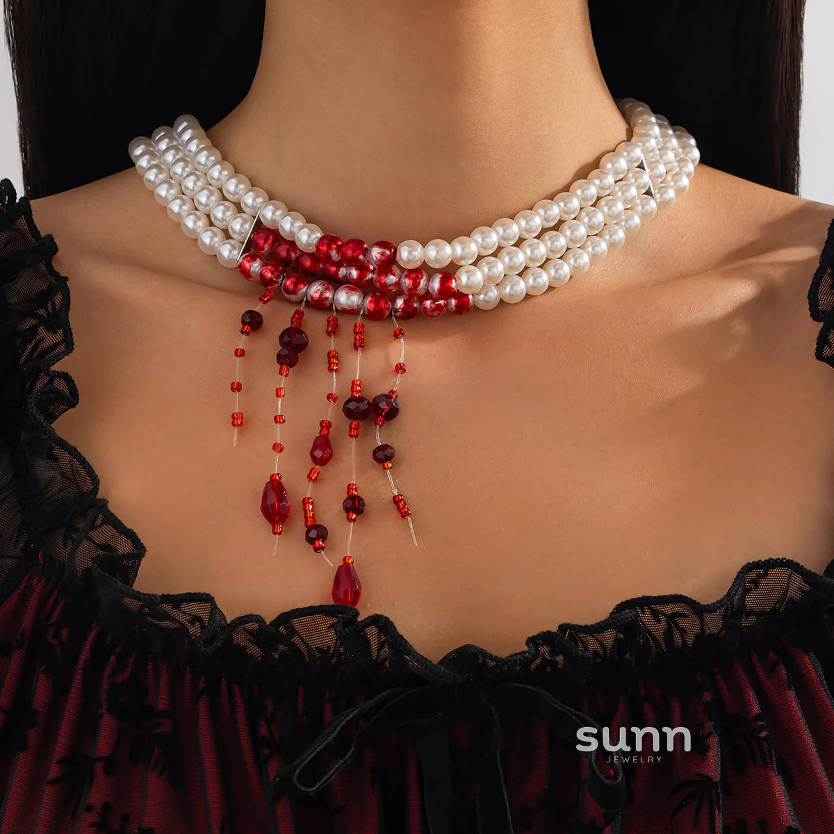 Laurynn Gothic Pearl Choker