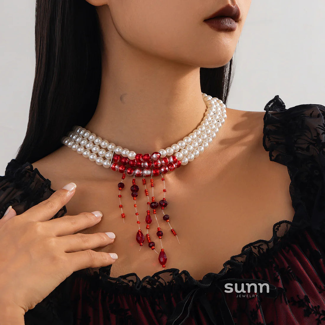Laurynn Gothic Pearl Choker