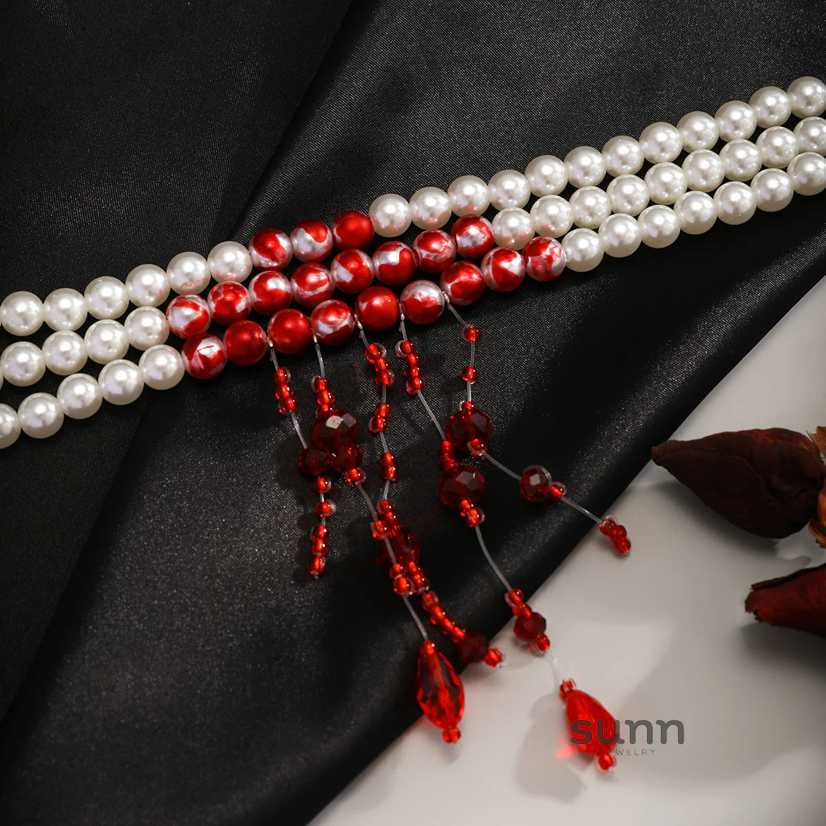 Laurynn Gothic Pearl Choker