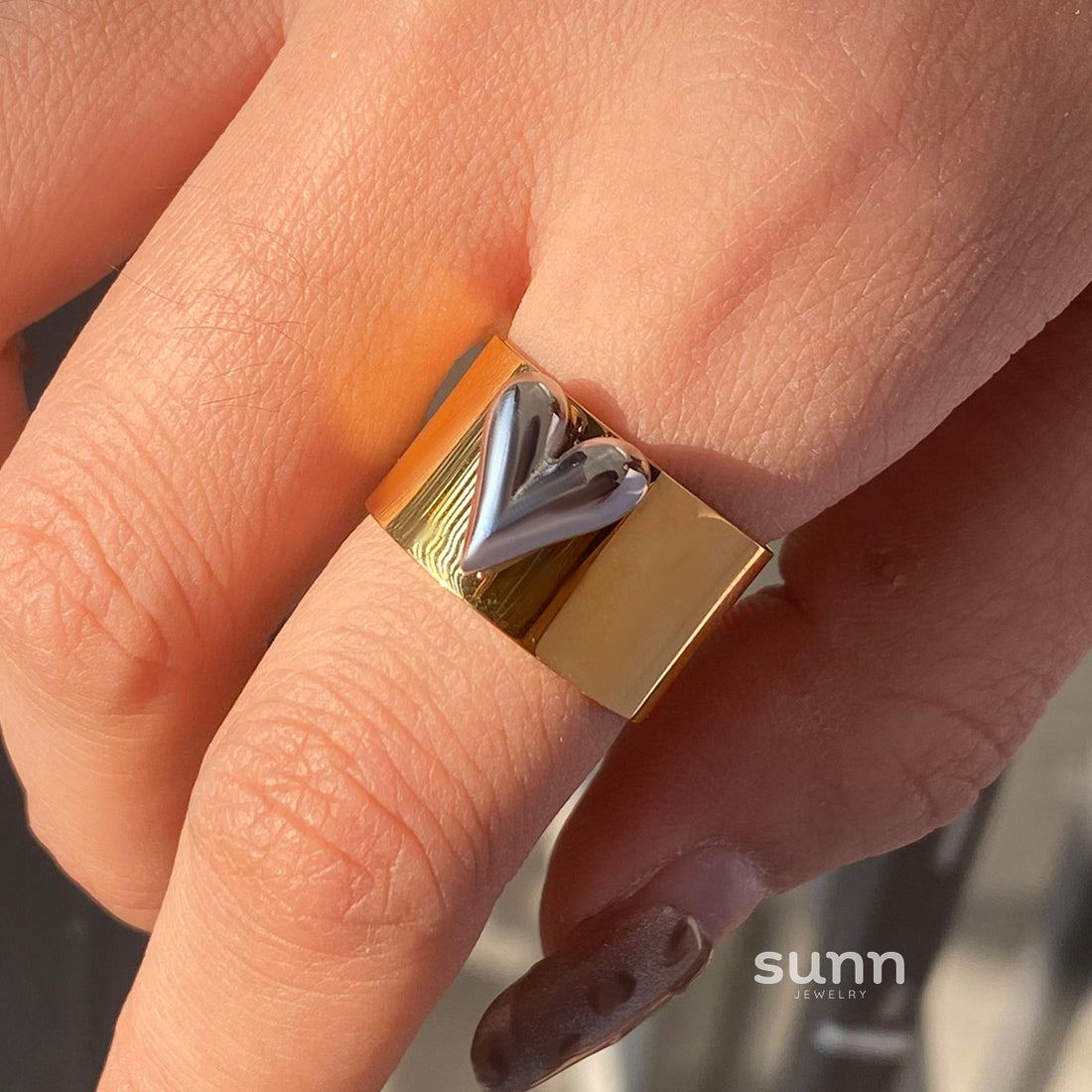 Laveah Dainty Heart Ring [XAAVOSFS]