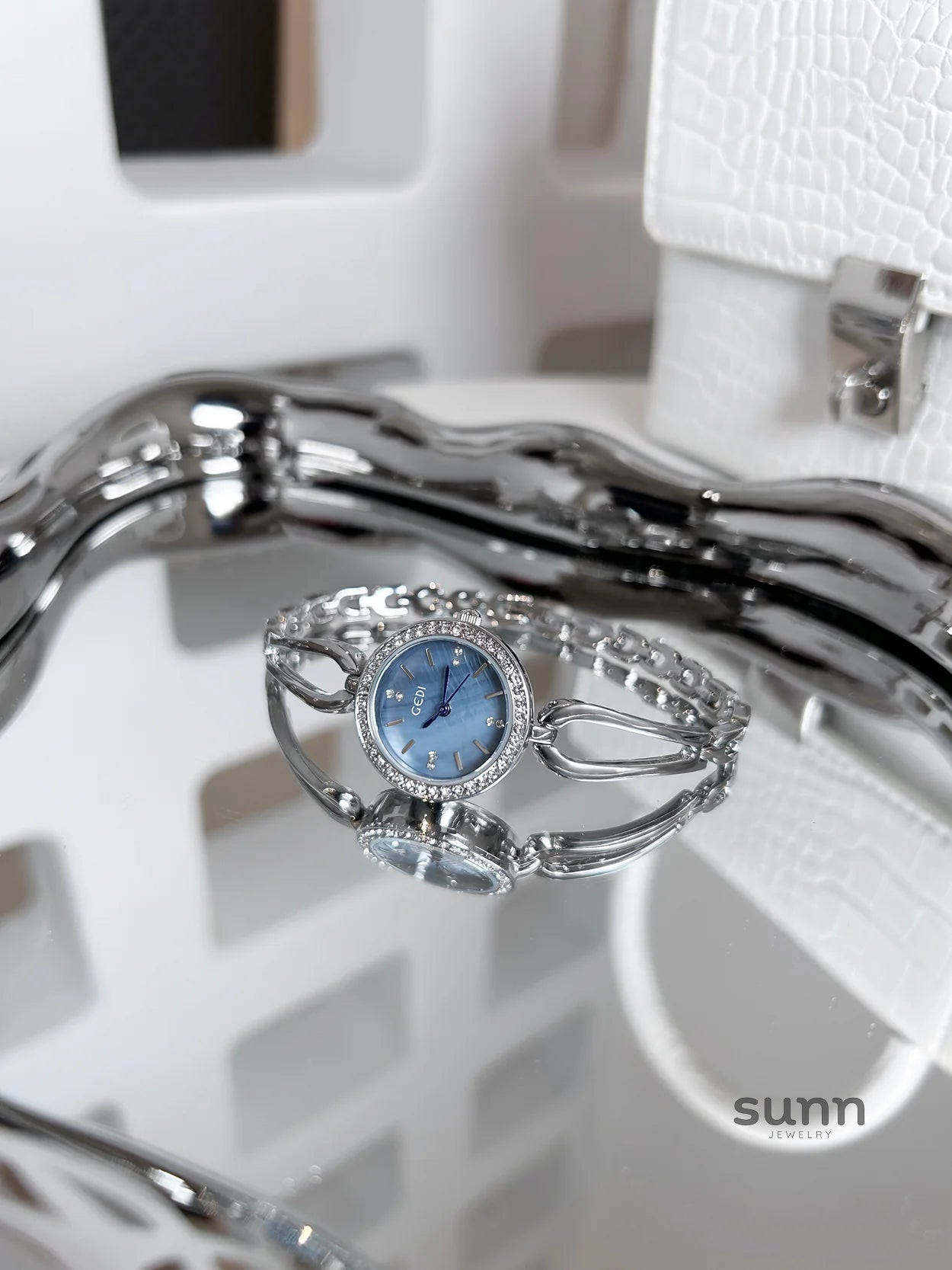 Laveah Petite Bracelet Watch