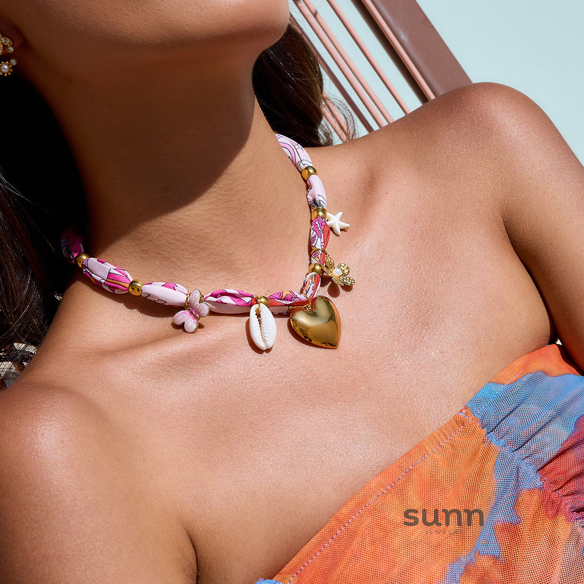 Layanna Sun Charm Necklace [PDJ26PBS]