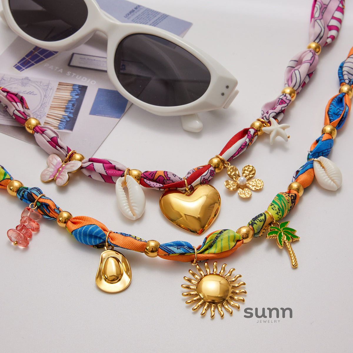 Layanna Sun Charm Necklace [L4HYL59P]