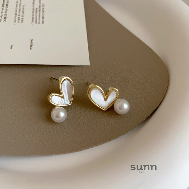Laykin Pearl Heart Earrings