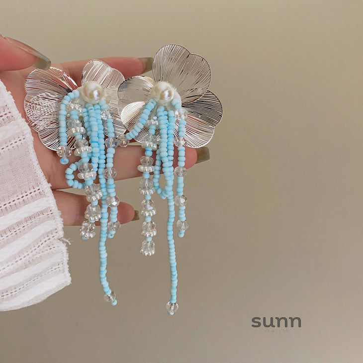 Laylani Floral Beaded Drop Earrings [GJQUNDGE]