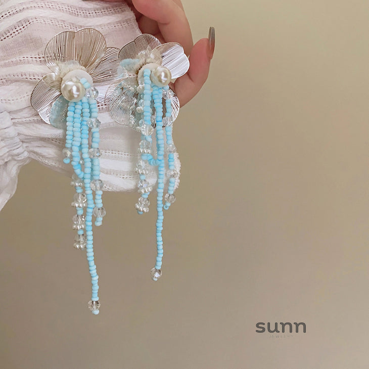 Laylani Floral Beaded Drop Earrings [EI8JHAGK]
