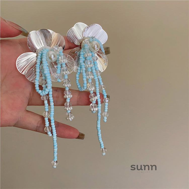 Laylani Floral Beaded Drop Earrings [7GT4MAKE]