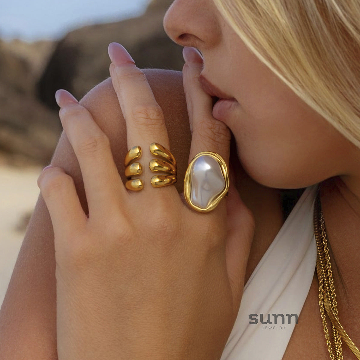 Laynie Exaggerated Pearl Ring [G3I43ZJO]