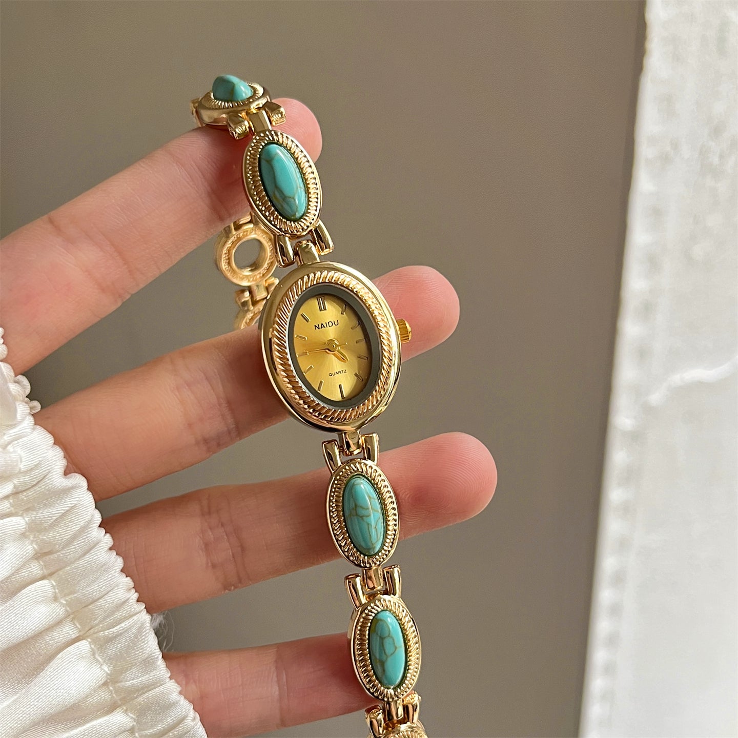 Leann Elegant Bracelet Watch [6NTR9A22]