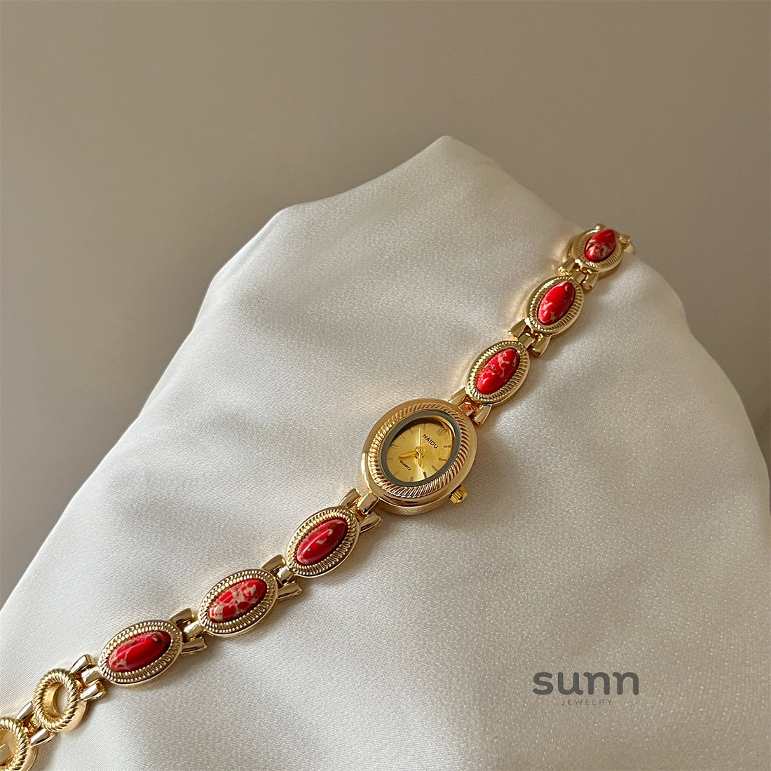 Leann Elegant Bracelet Watch [6NTR9A22]