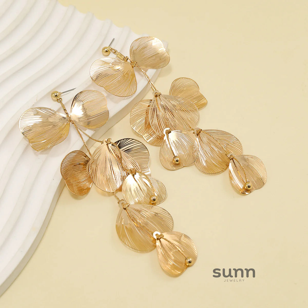 Leeah Ginkgo Tassel Necklace
