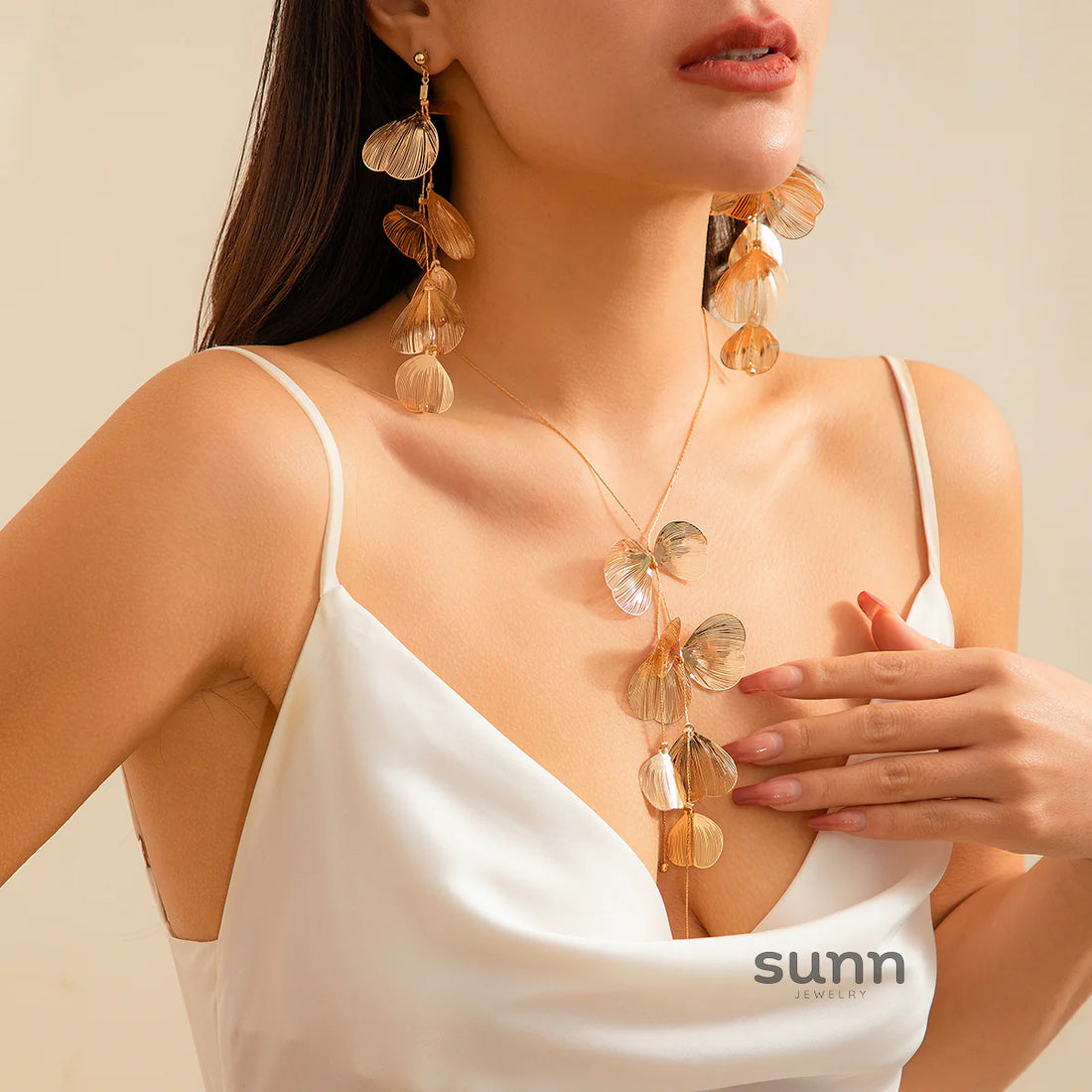 Leeah Ginkgo Tassel Necklace
