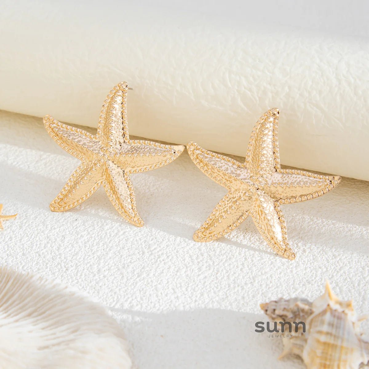 Leeana Delicate Starfish Studs