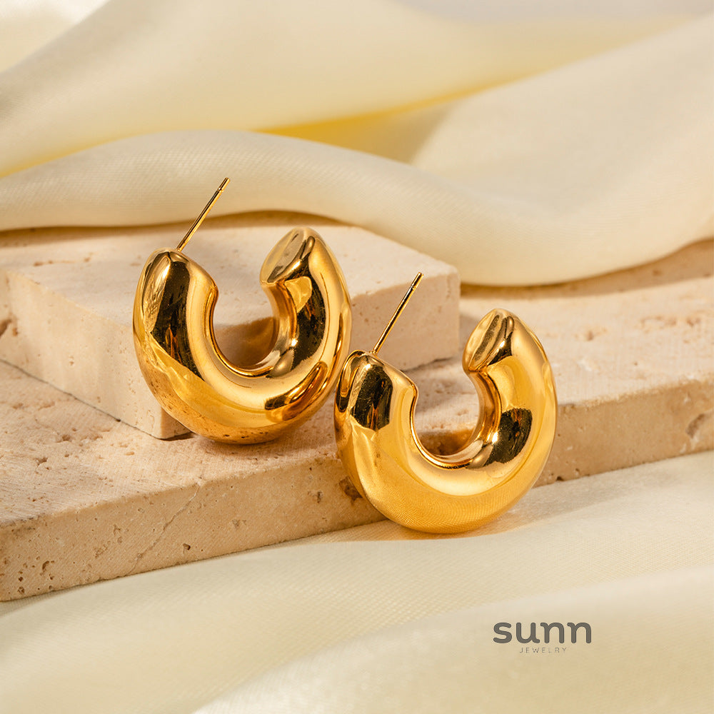 Leeanna Chunky Gold Hoop Earrings [9NVOAPMR]