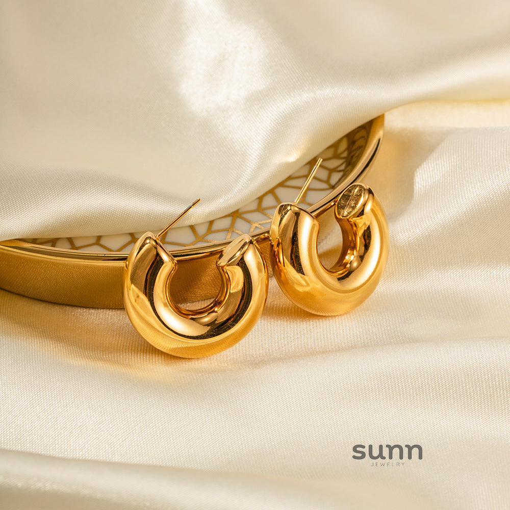 Leeanna Chunky Gold Hoop Earrings [AI3GRB75]