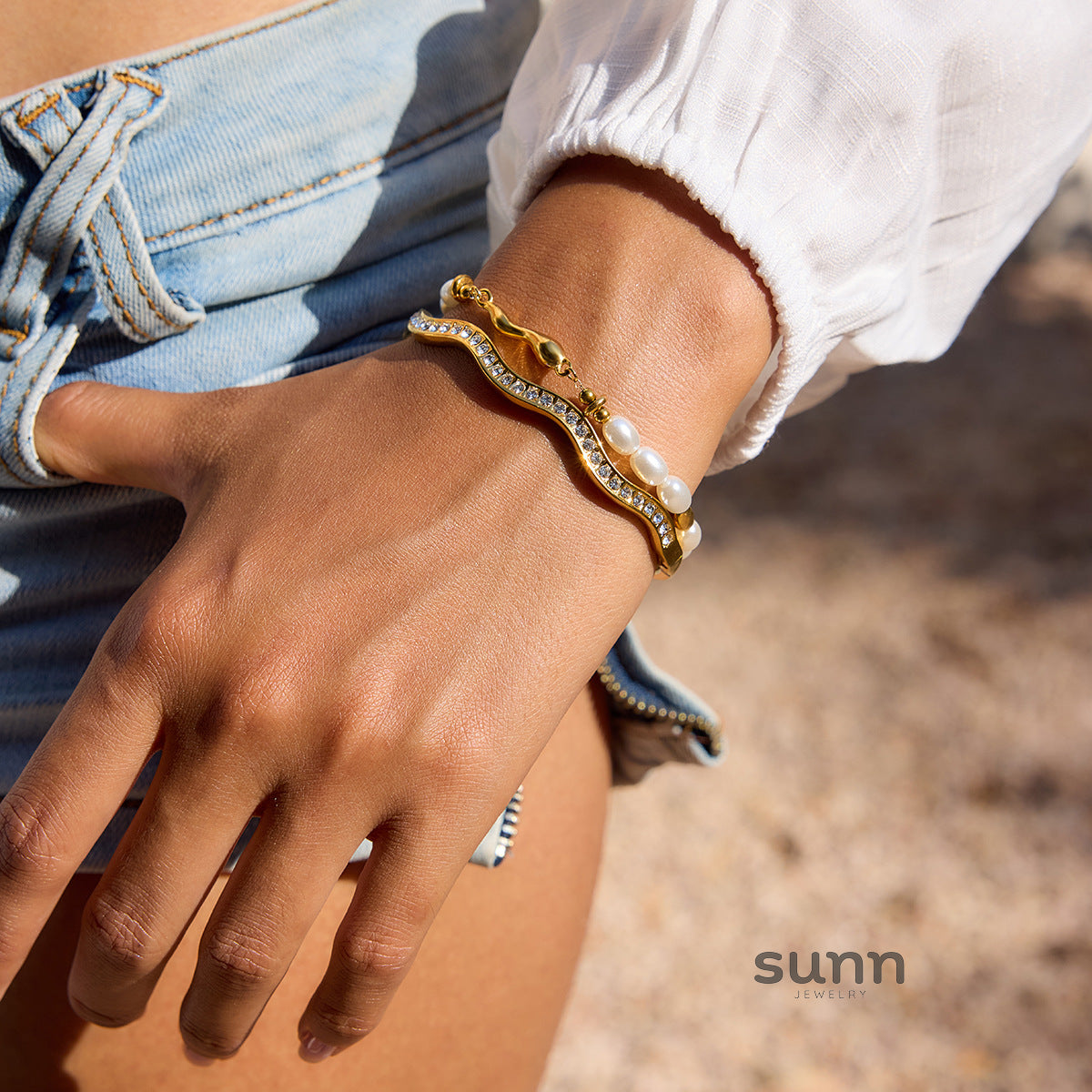 Legaci Glam Rhinestone Bracelet [29E4CIWH]