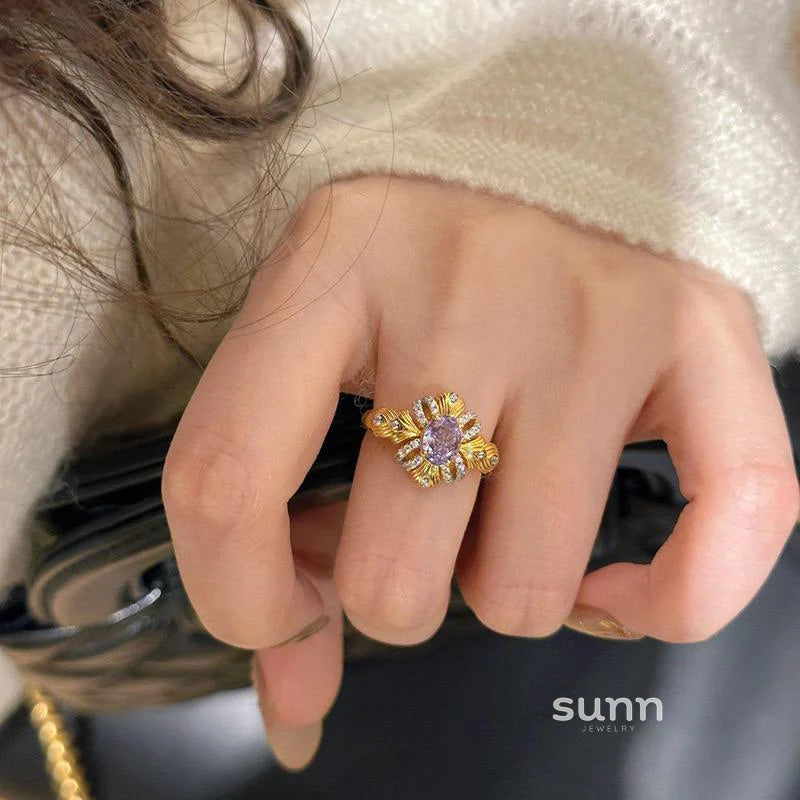 Leia Elegant Ribbon Ring