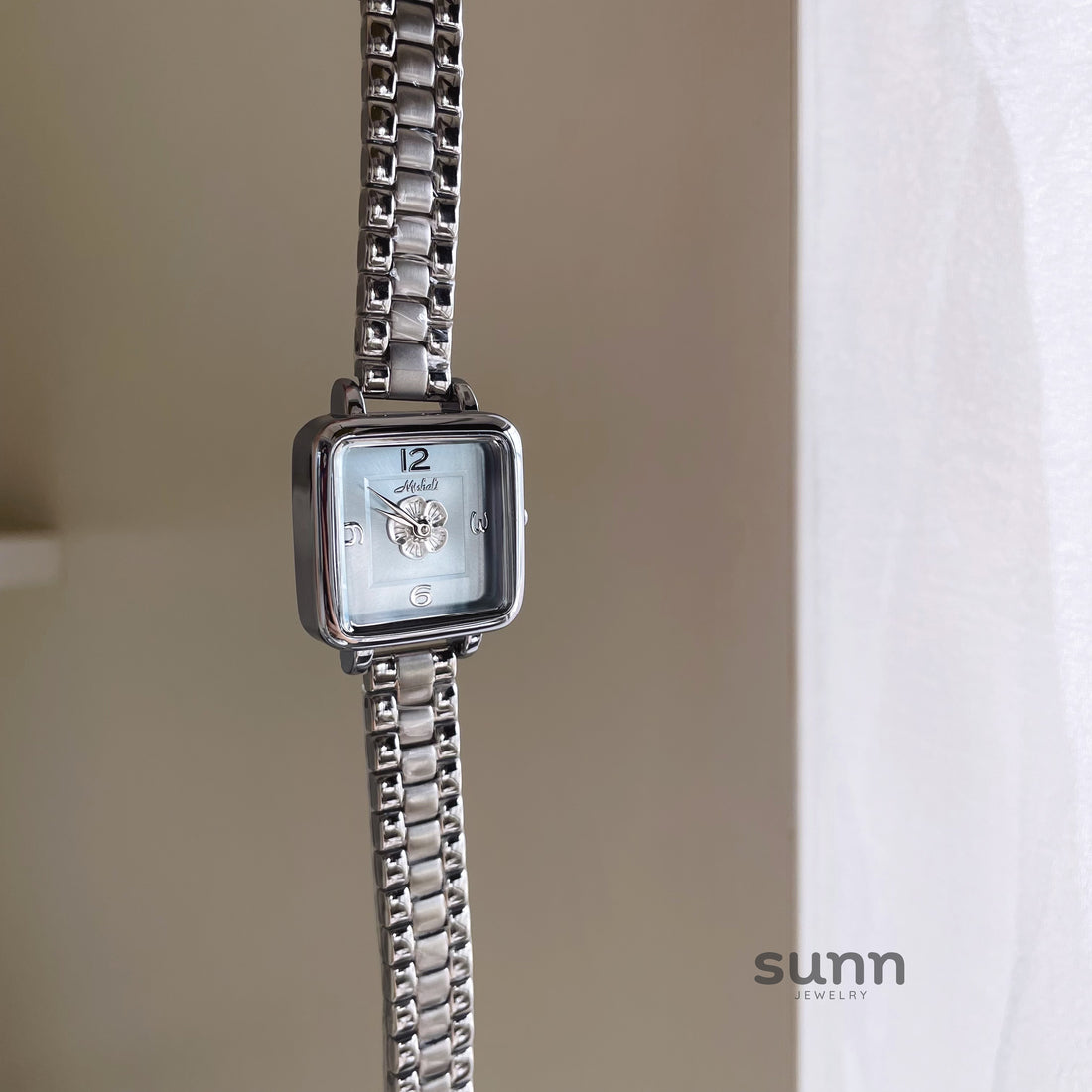 Leighla Ice Blue Camellia Watch [00VNXVTE]