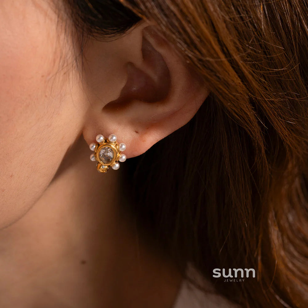 Leighla Pearl Zircon Stud Earrings
