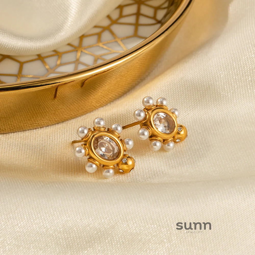 Leighla Pearl Zircon Stud Earrings