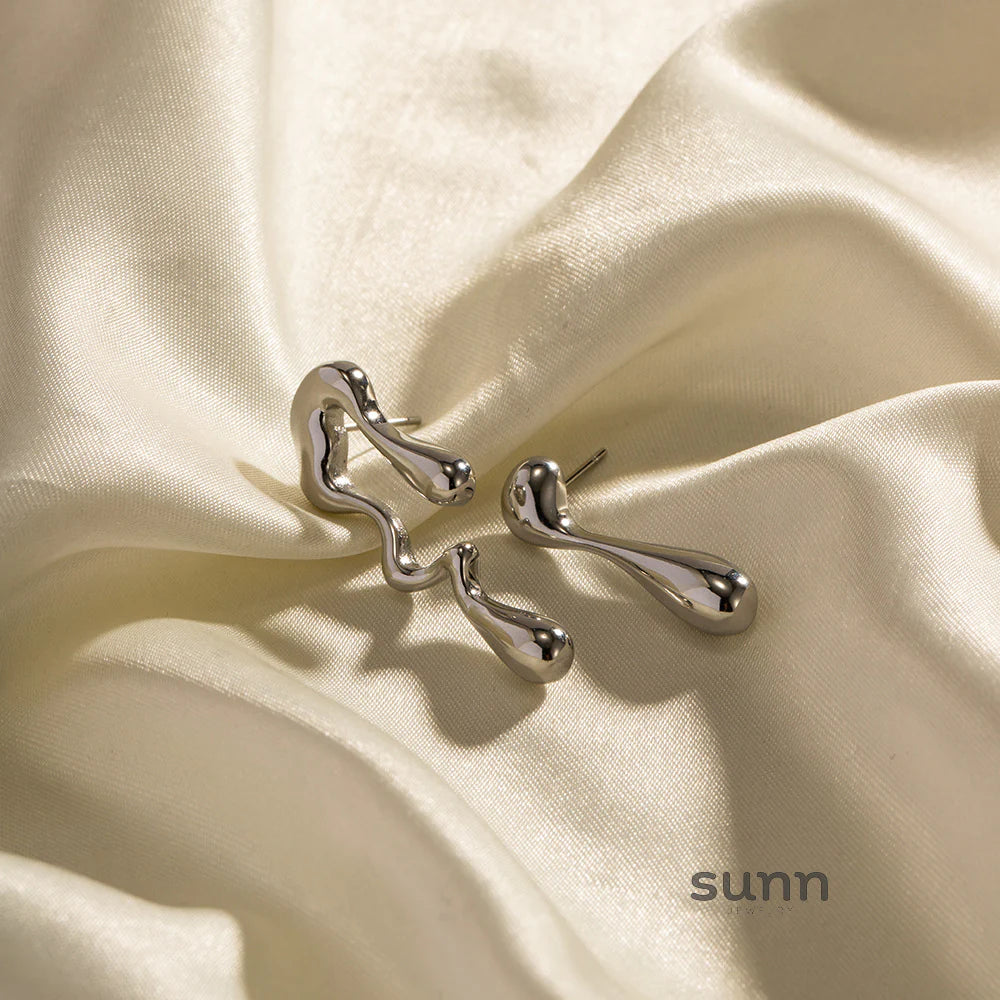 Leighla Pearl Zircon Stud Earrings