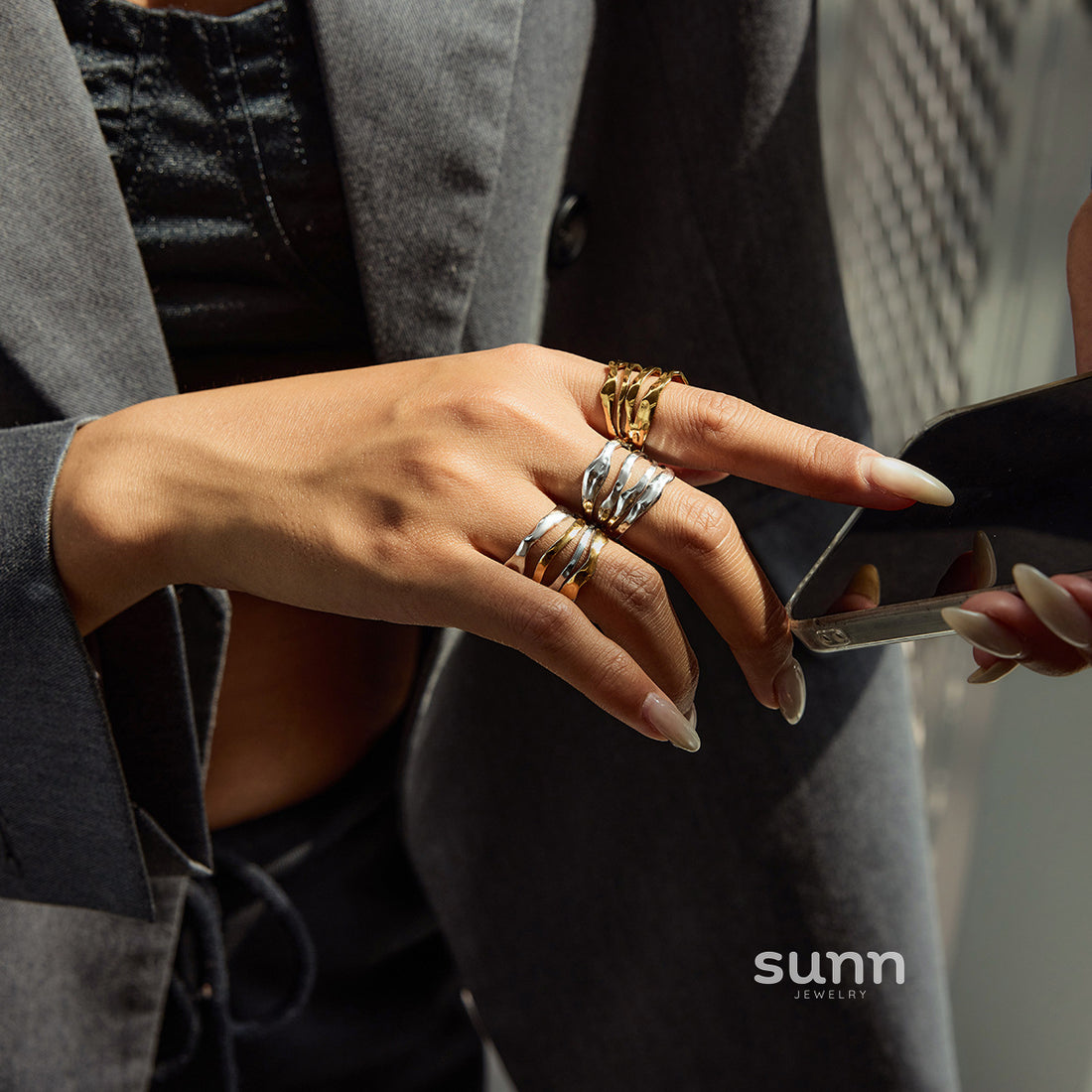 Leila Sculptural Steel Ring [N57DI7DN]
