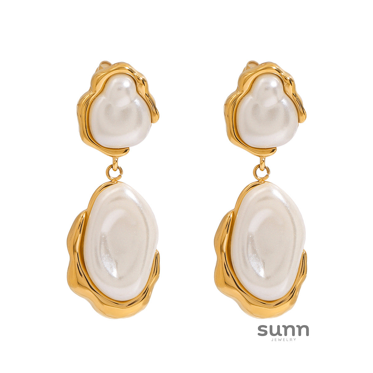Leilany Stainless Steel Pearl Drop Earrings [VOM4COHM]