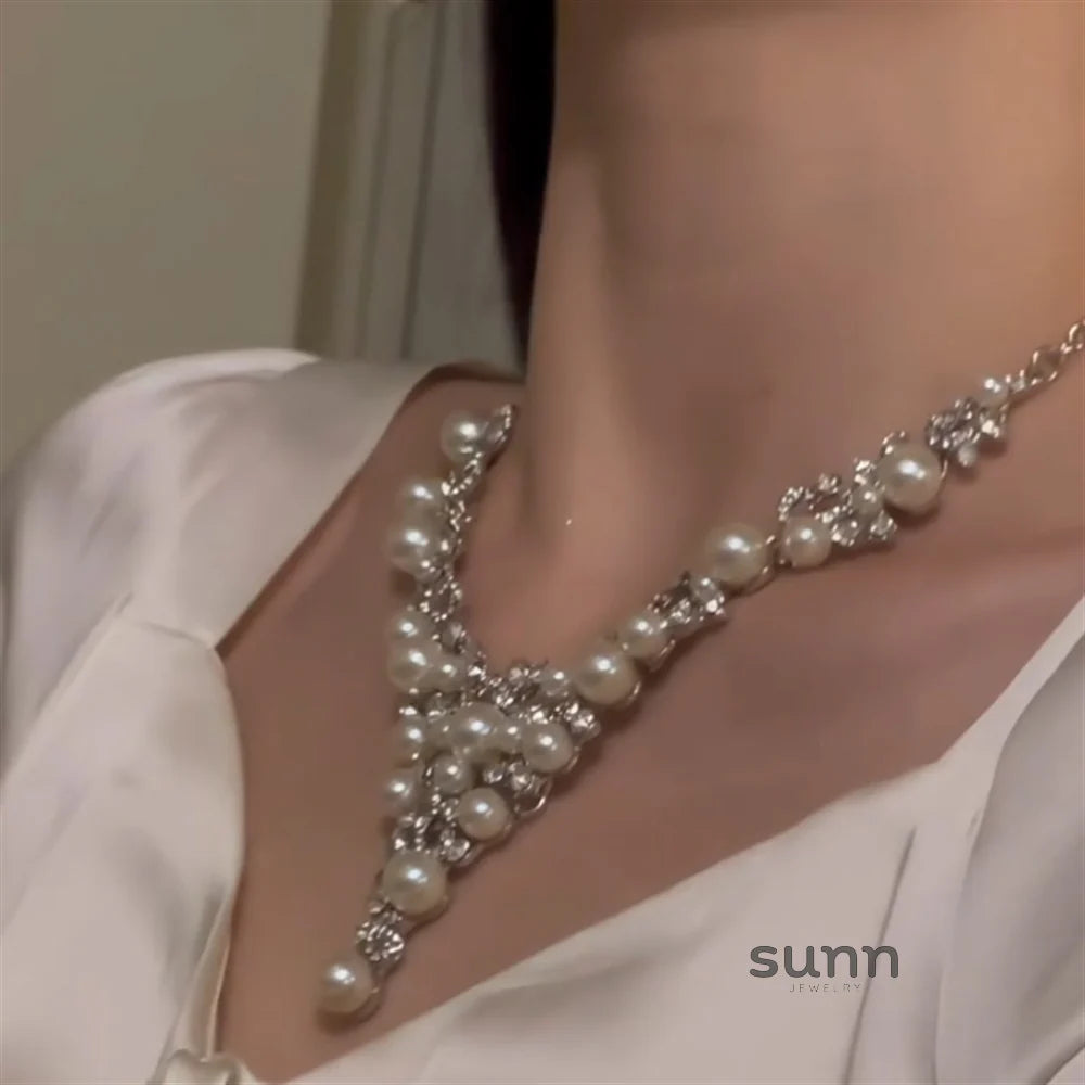 Lennix Dazzling Pearl Set