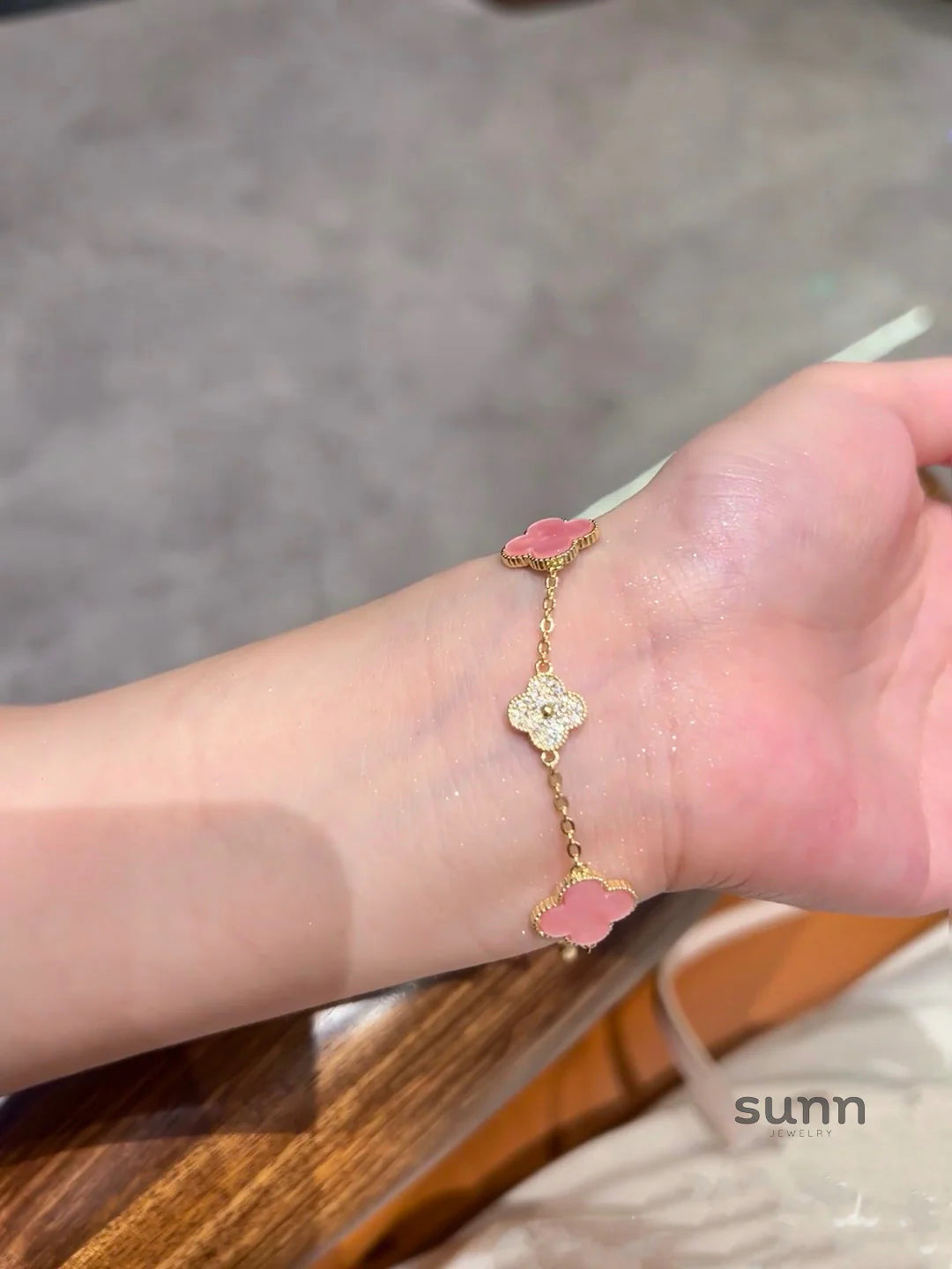 Lennix Pink Clover Pearl Bracelet