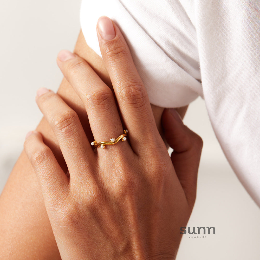 Lennon Irregular Pearl Ring [FV8FVSRO]