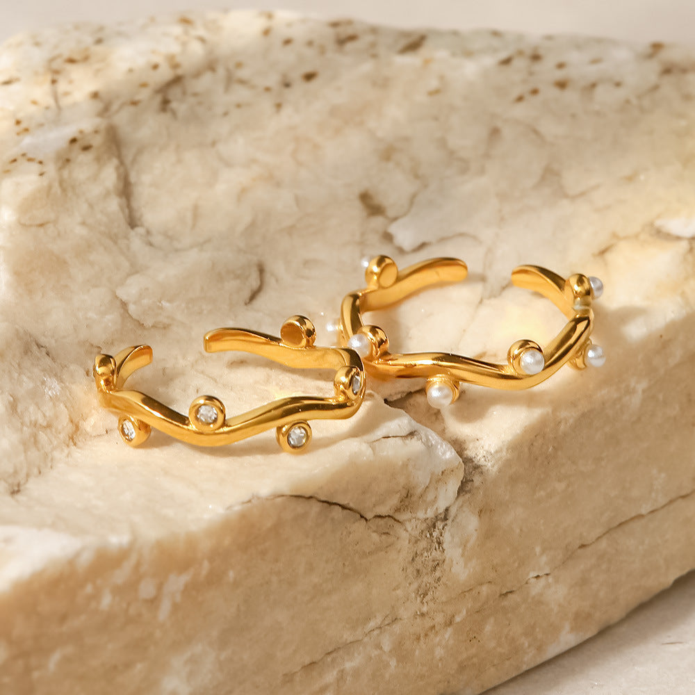 Lennon Irregular Pearl Ring [SNVA64XS]