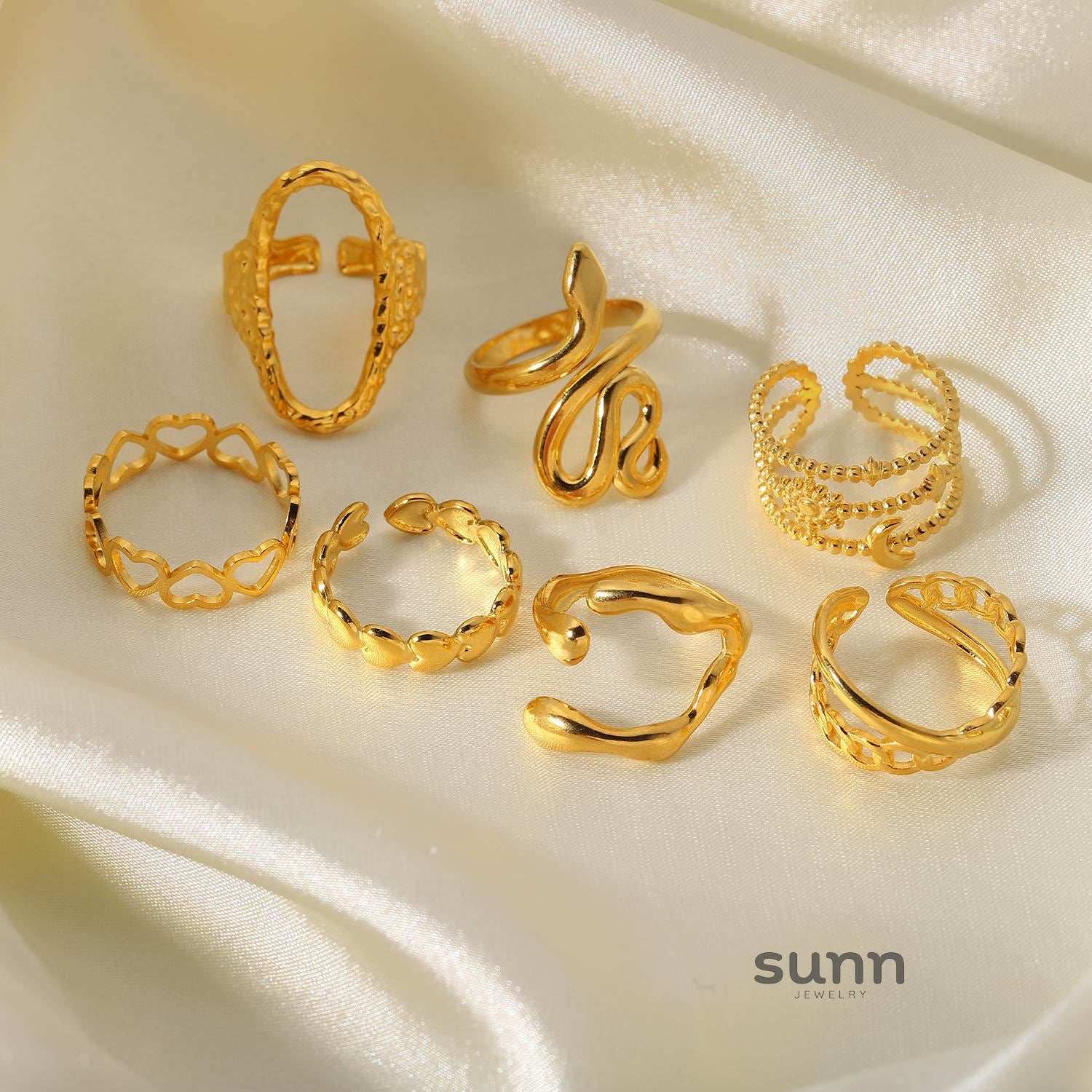 Lennox Geometric Snake Ring [99JVTBO7]