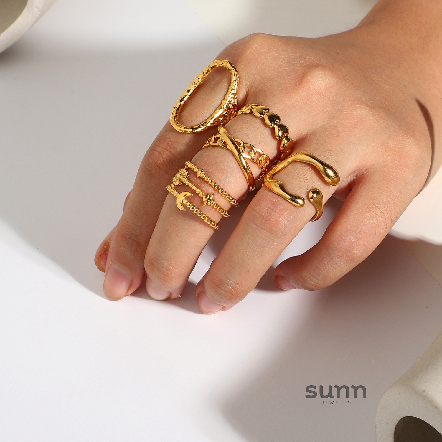 Lennox Geometric Snake Ring [7NYPTZUB]