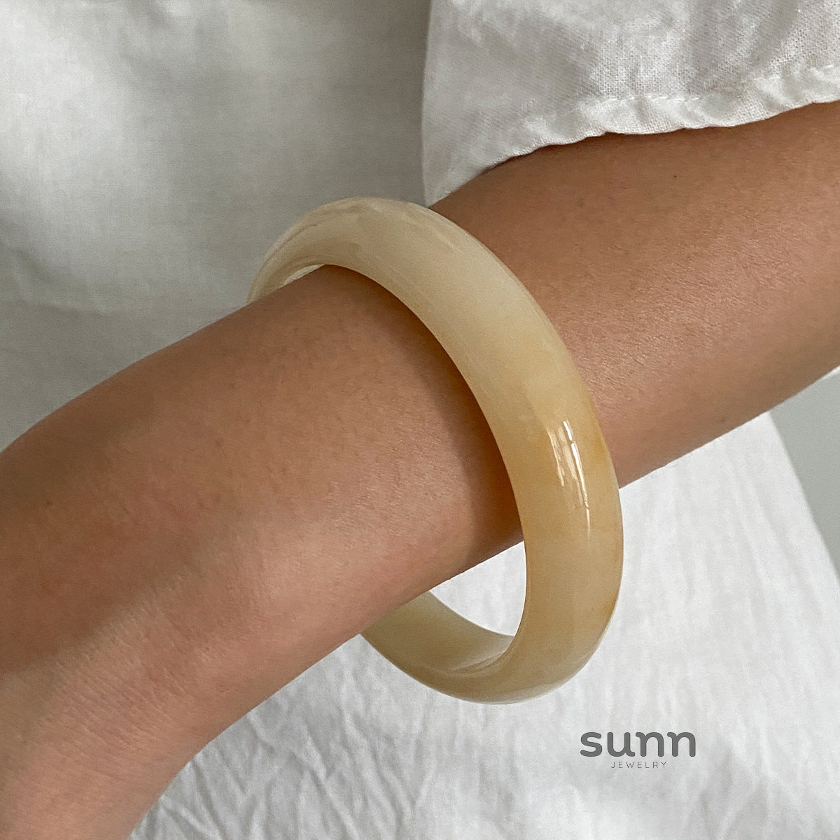 Lenny Marbled Resin Bangle [54VSH8Y7]