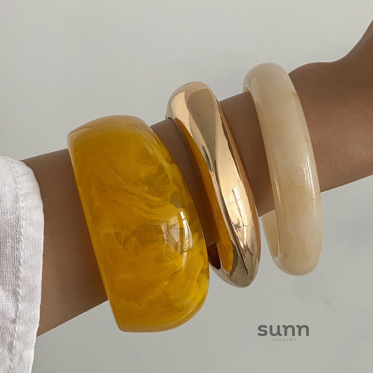 Lenny Marbled Resin Bangle [2EYP3I4B]
