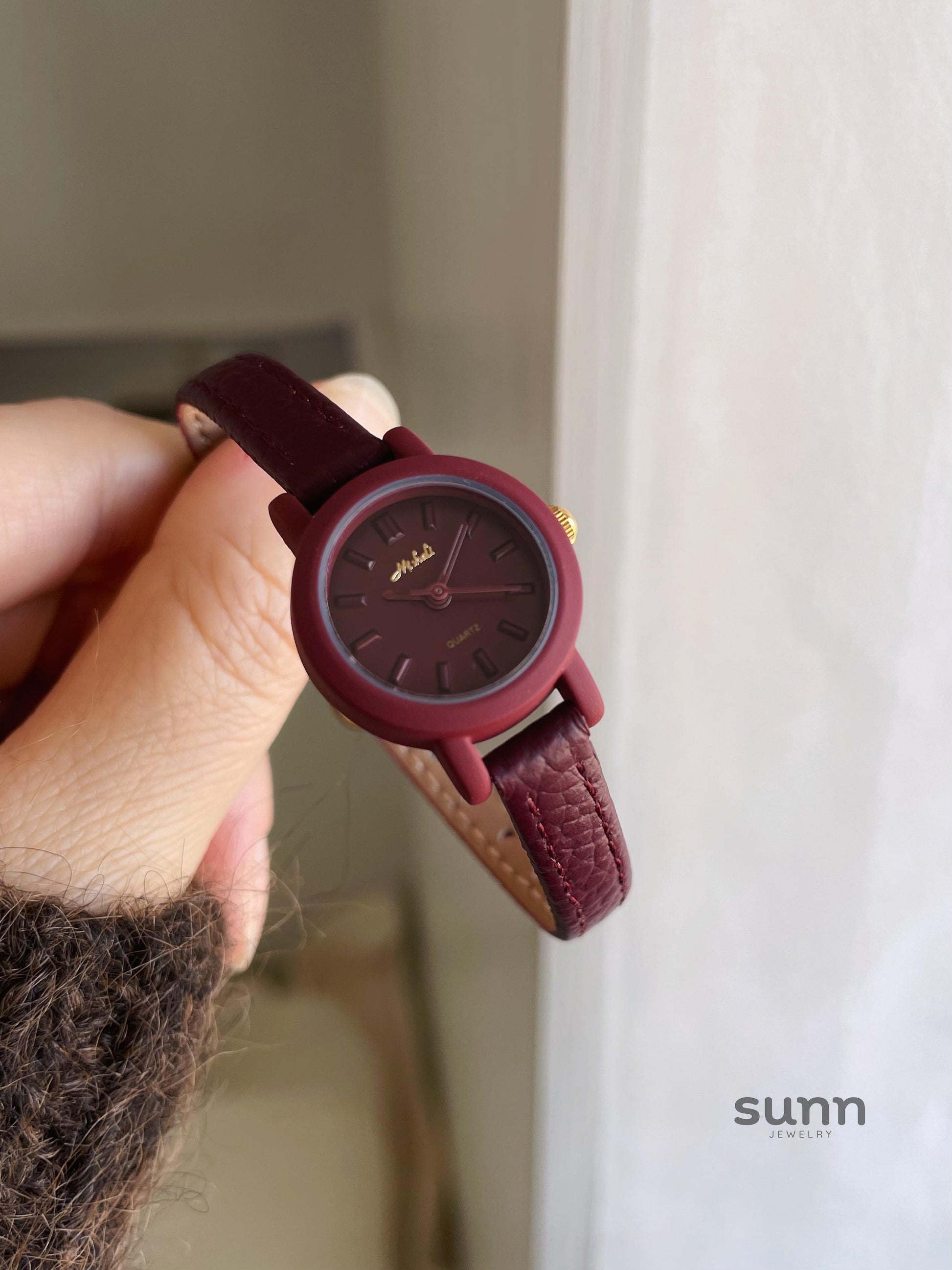 Lenore Petite Grape Watch [STJCSGTO]