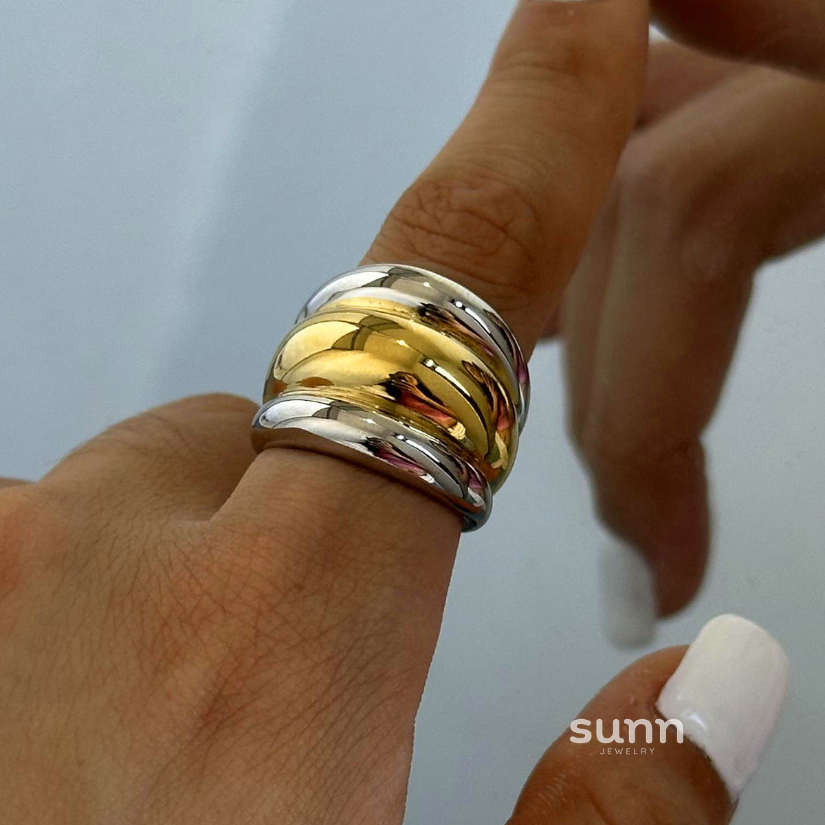 Leona Chunky Contrast Ring [YCD1XR3Q]