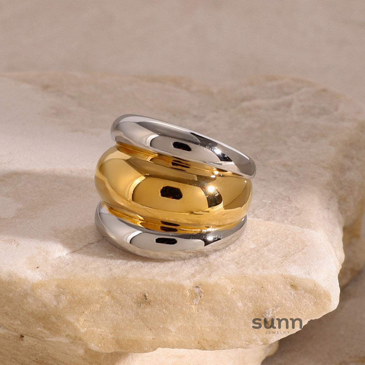 Leona Chunky Contrast Ring [Y5A6CK7A]