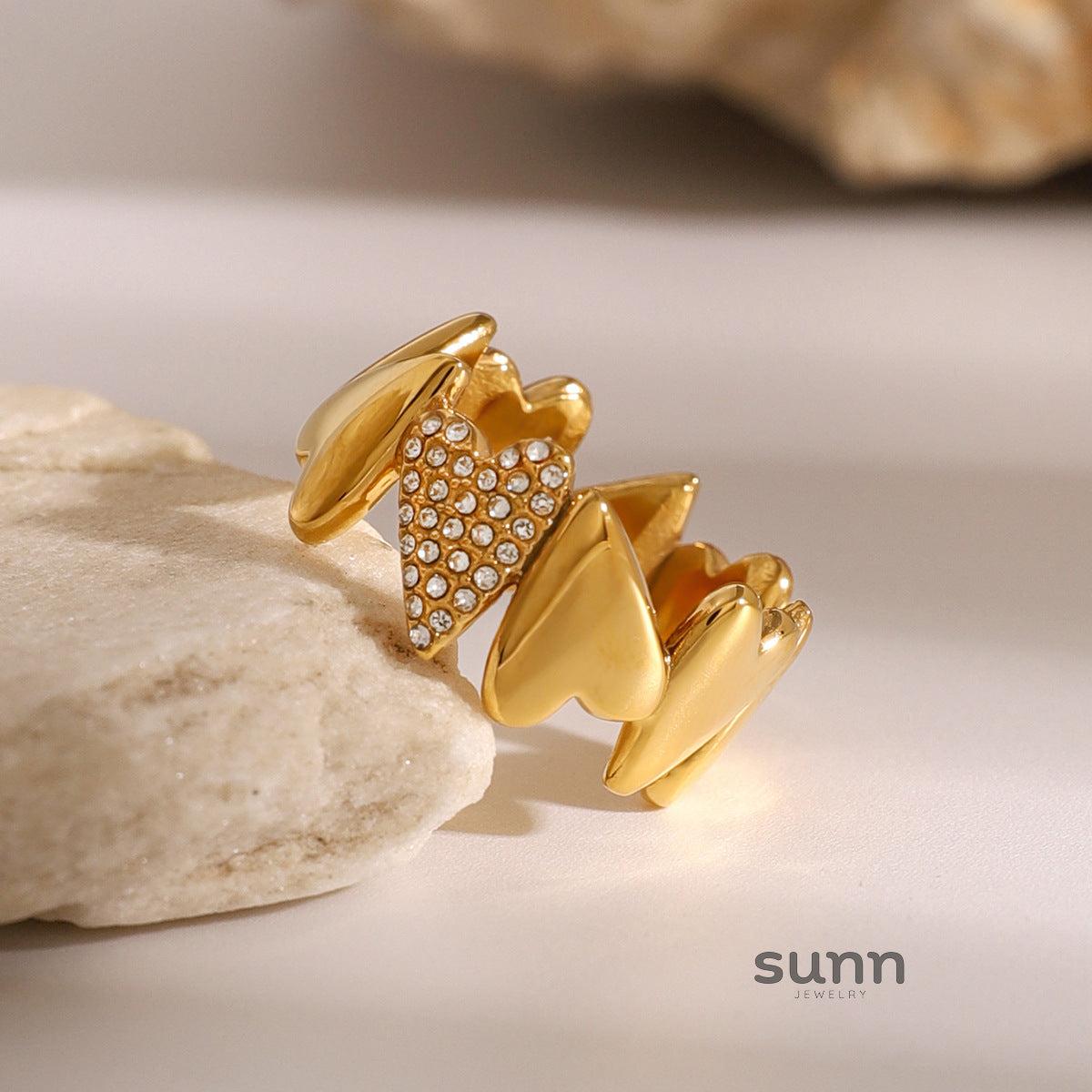 Lesly Love Zircon Ring [RL1GD3VY]