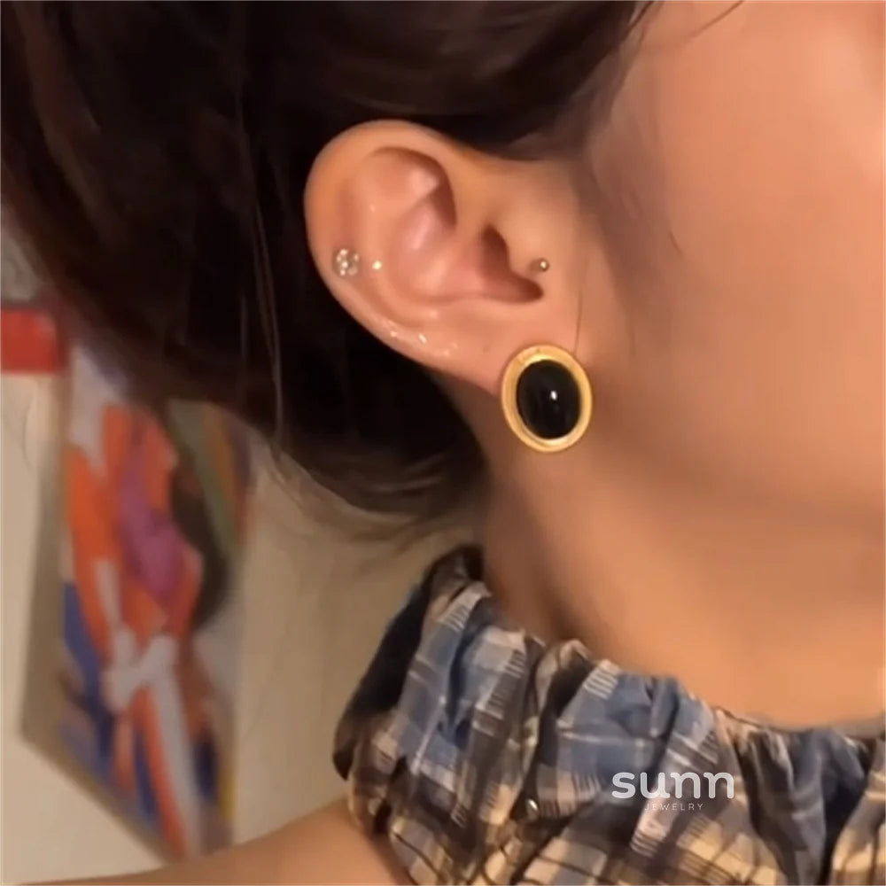 Letti Vintage Oval Stud Earrings