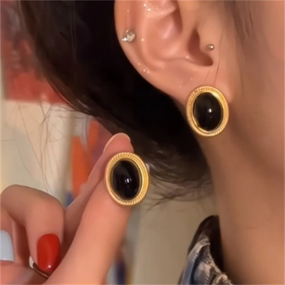 Letti Vintage Oval Stud Earrings
