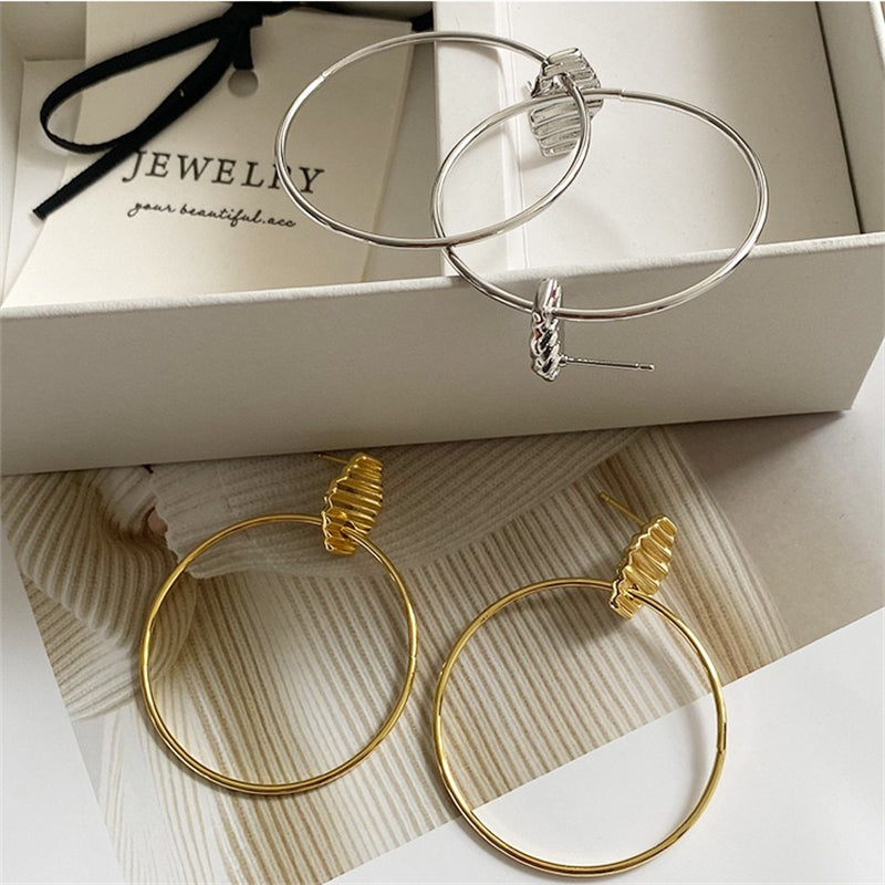 Leya Sculptural Hoop Earrings [AU7Q30S7]