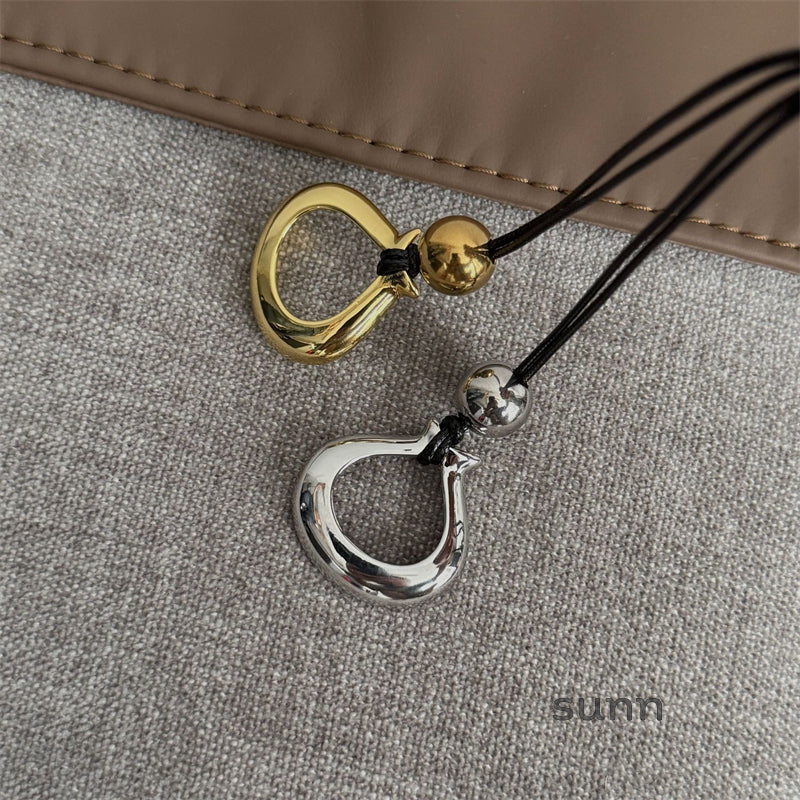 Leylani Asymmetrical Pendant Necklace [MJ6RBA9W]