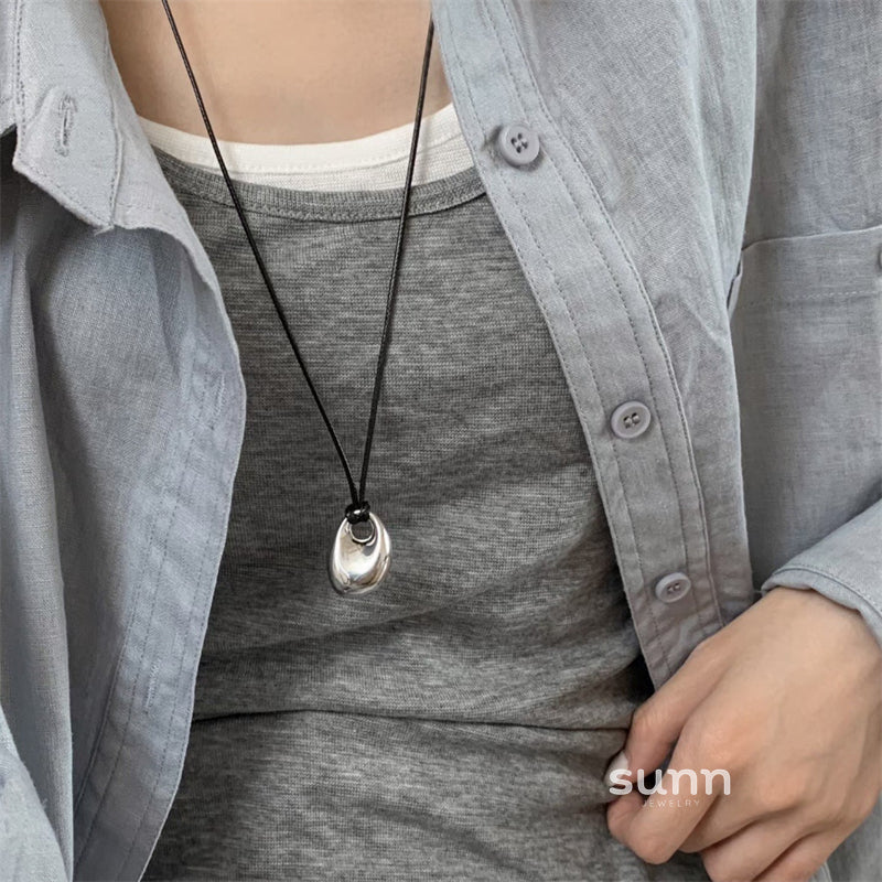 Leylani Asymmetrical Pendant Necklace [TEQ8NKXV]