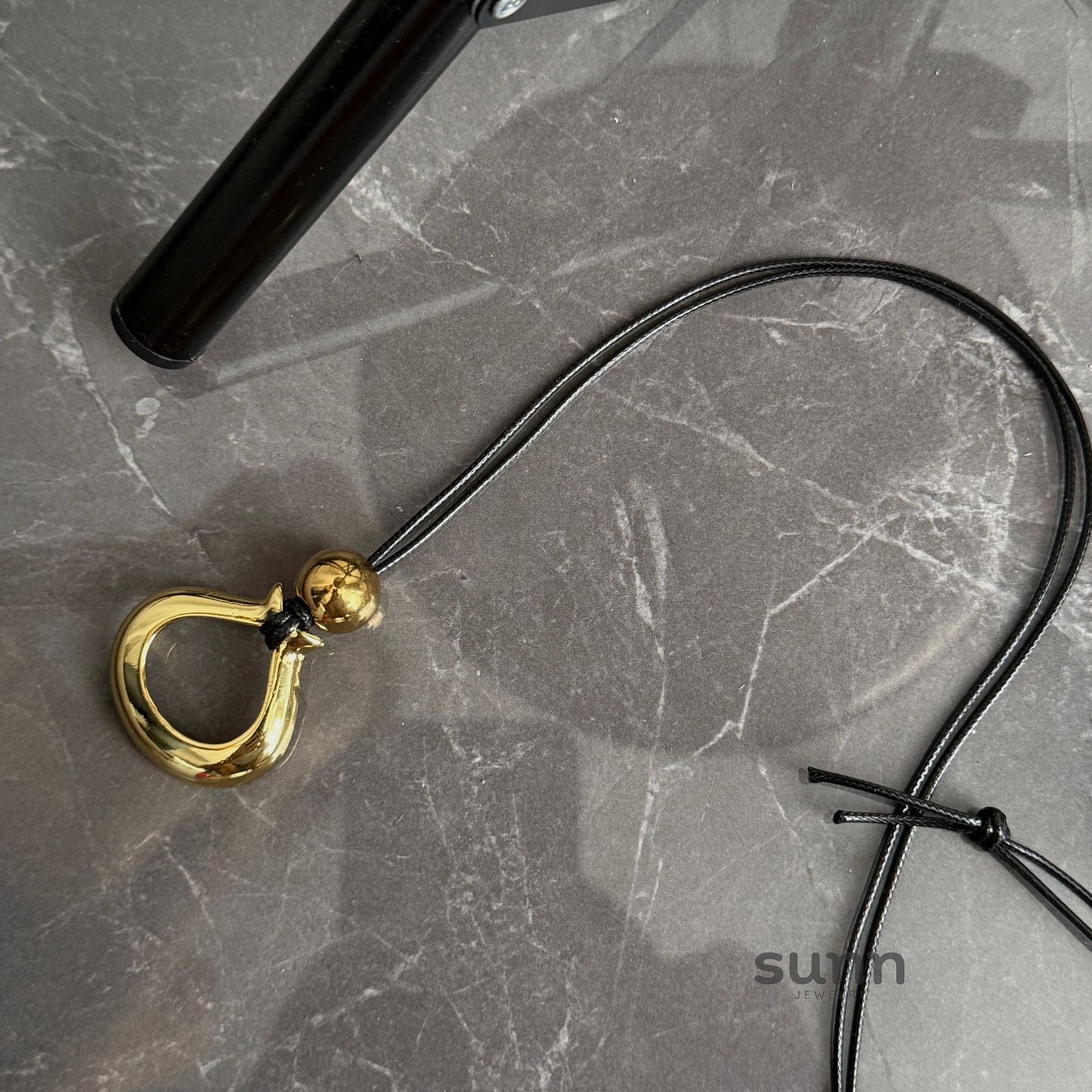 Leylani Asymmetrical Pendant Necklace [C0OIKCE1]