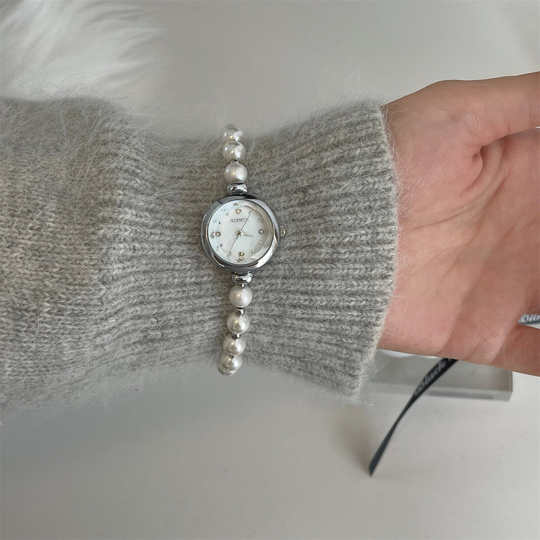 Leylanie Pearl Bracelet Watch [KGEGEJAB]