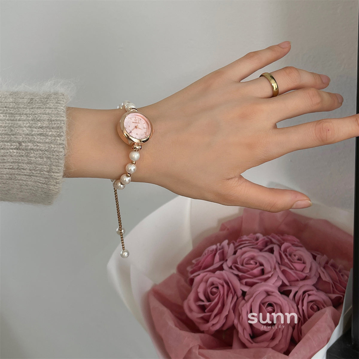 Leylanie Pearl Bracelet Watch [CG3AS5XZ]
