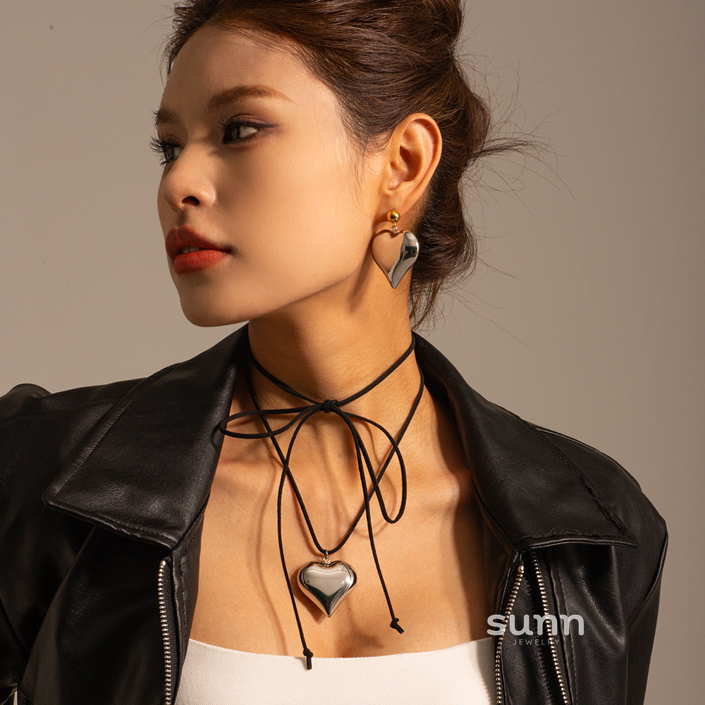 Libby Curved Tube Necklace [Q0AEOHPG]