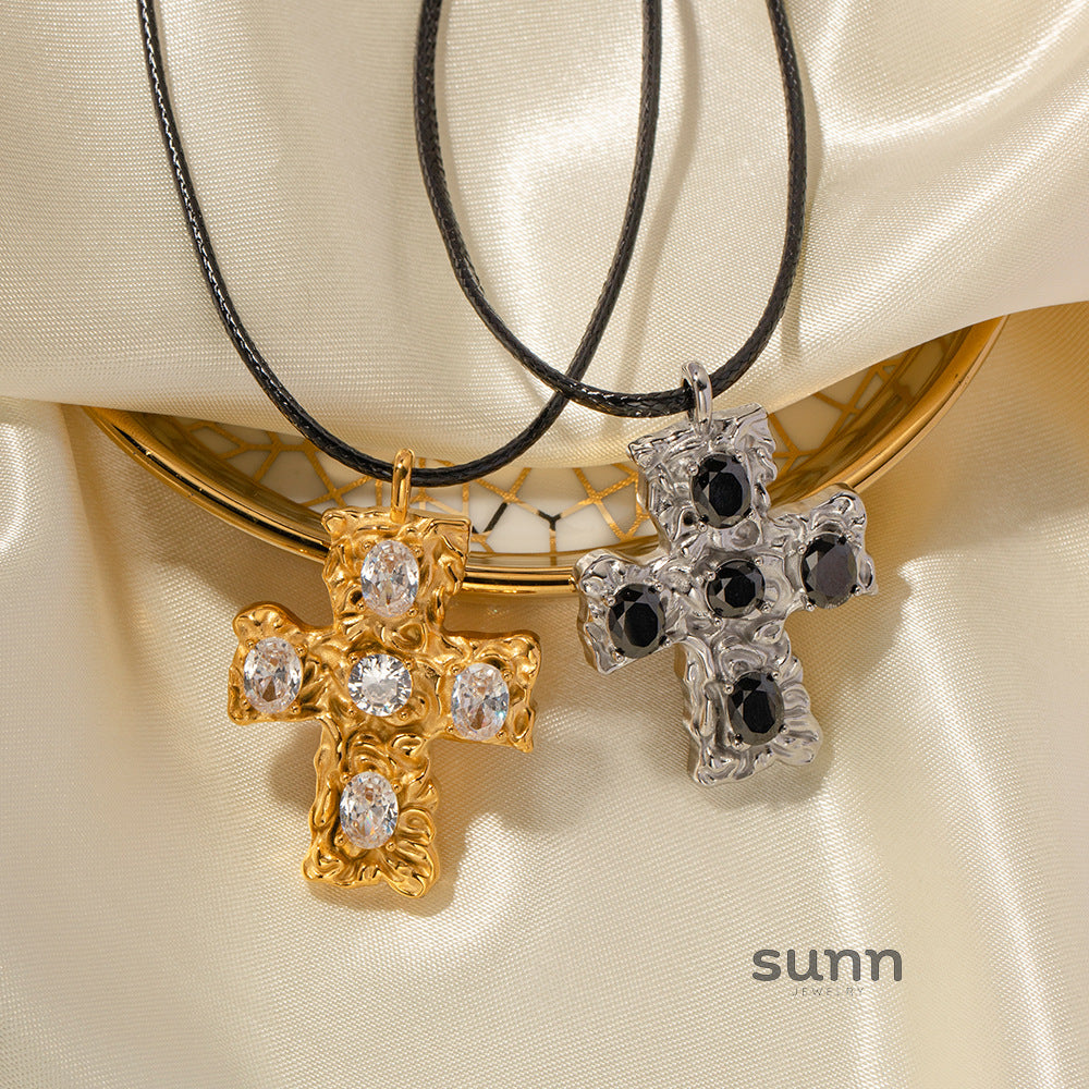Libby Curved Tube Necklace [V90UNSX0]